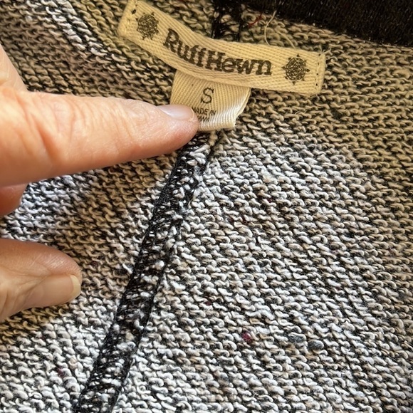 Ruff Hewn heavy sweater type jacket. Dark gray. Size Small. - Picture 10 of 10